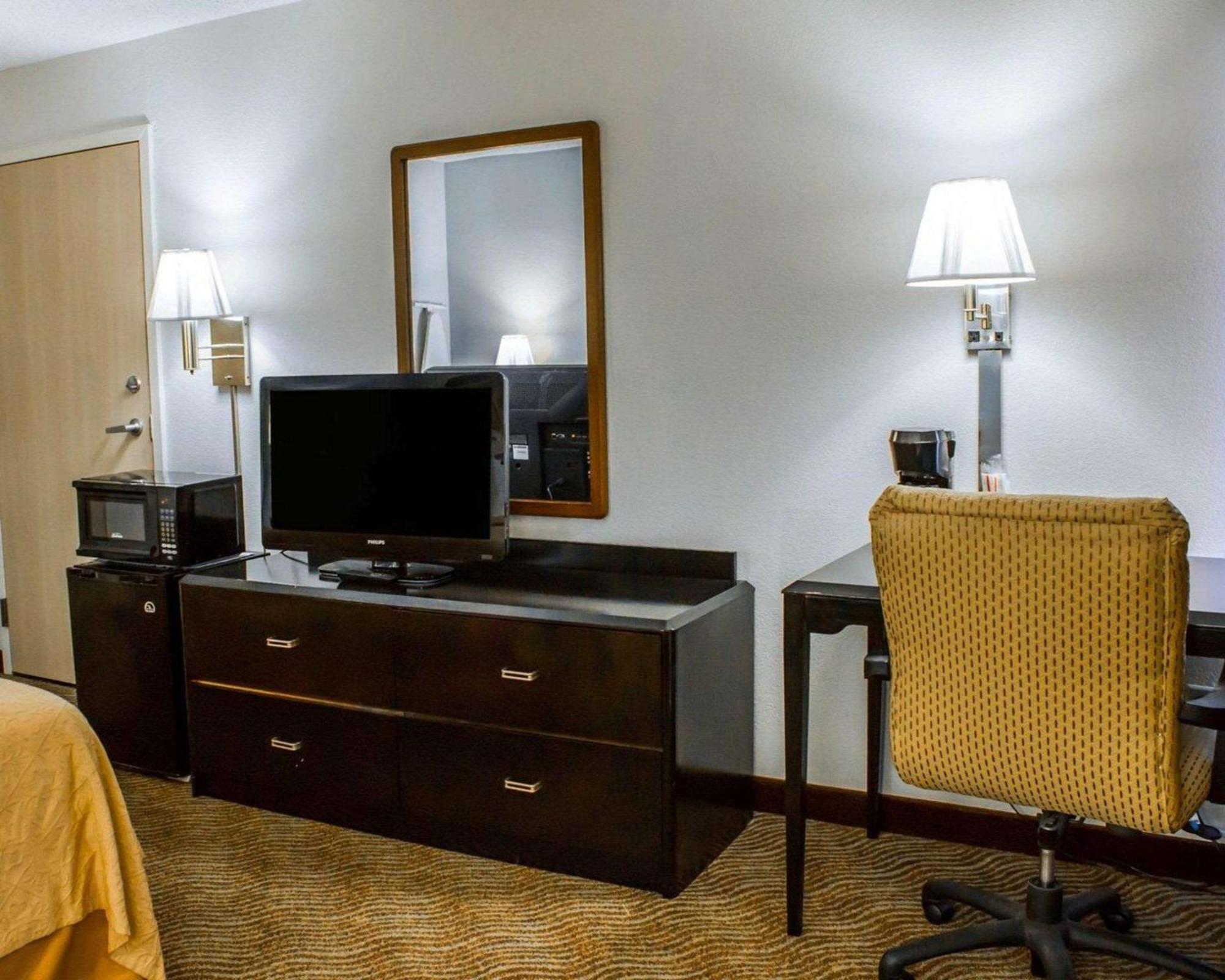 Quality Inn Rocky Mount Eksteriør bilde