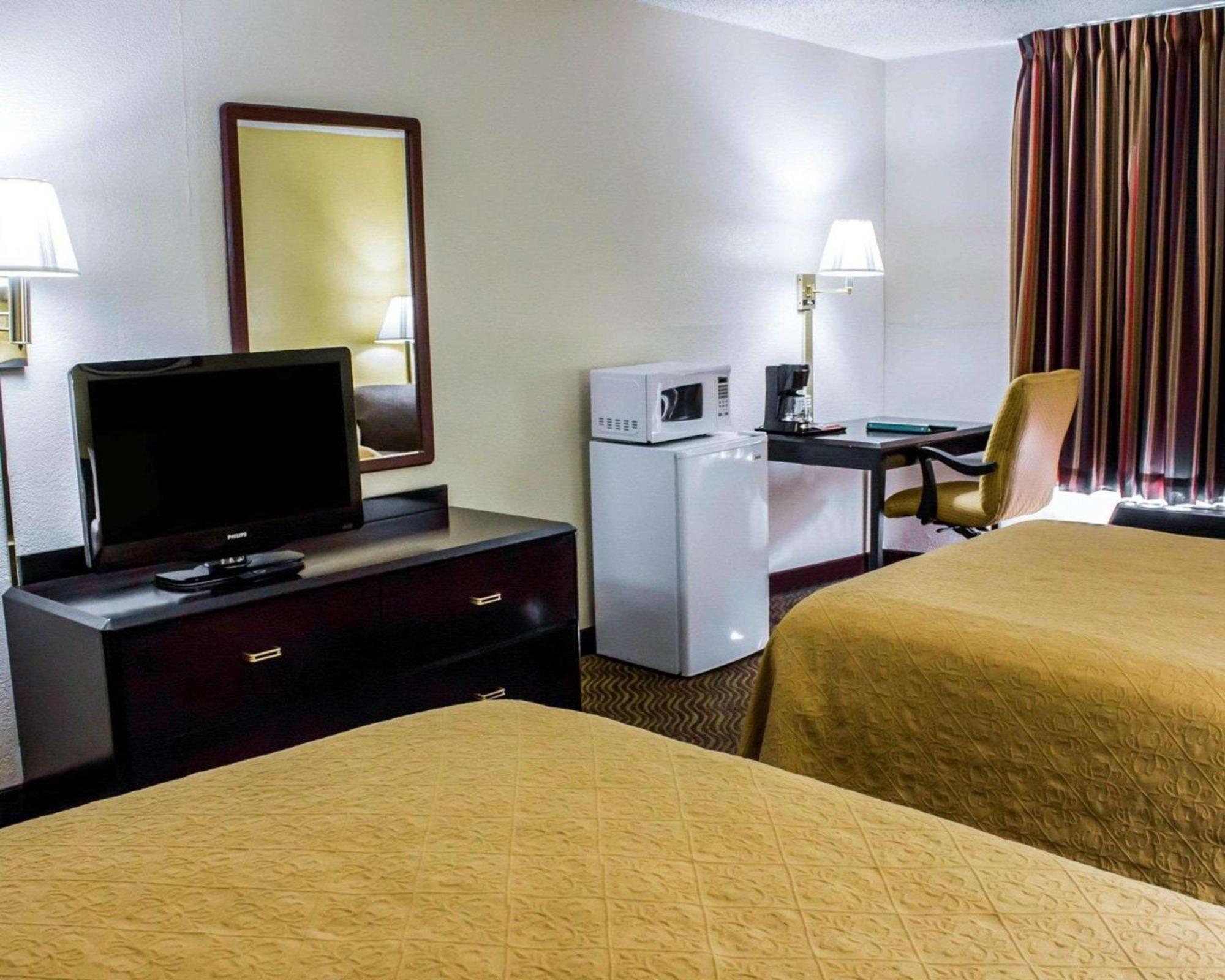 Quality Inn Rocky Mount Eksteriør bilde